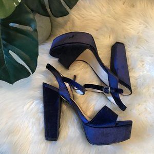 Blue Velvet Pumps: Nine West Sz 8